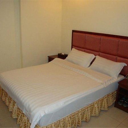 Baojiang Yingbin Hotel Zhuhai Exterior foto